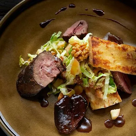 卡斯图夫博斯特酒店 招待所 3*